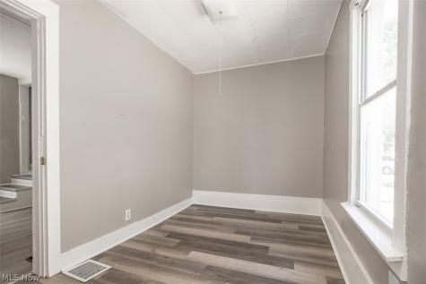 2177 W 81st Street Cleveland OH 44102
