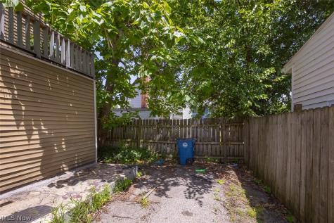 2177 W 81st Street Cleveland OH 44102