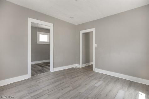 2177 W 81st Street Cleveland OH 44102