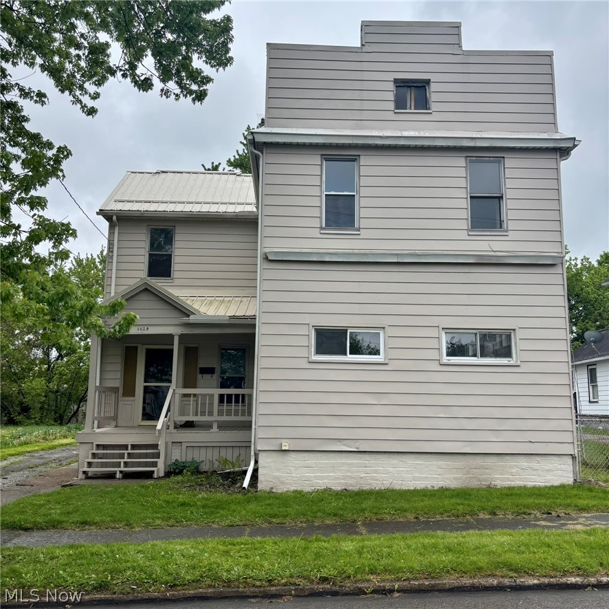 1629 Manhattan Avenue Youngstown OH 44509