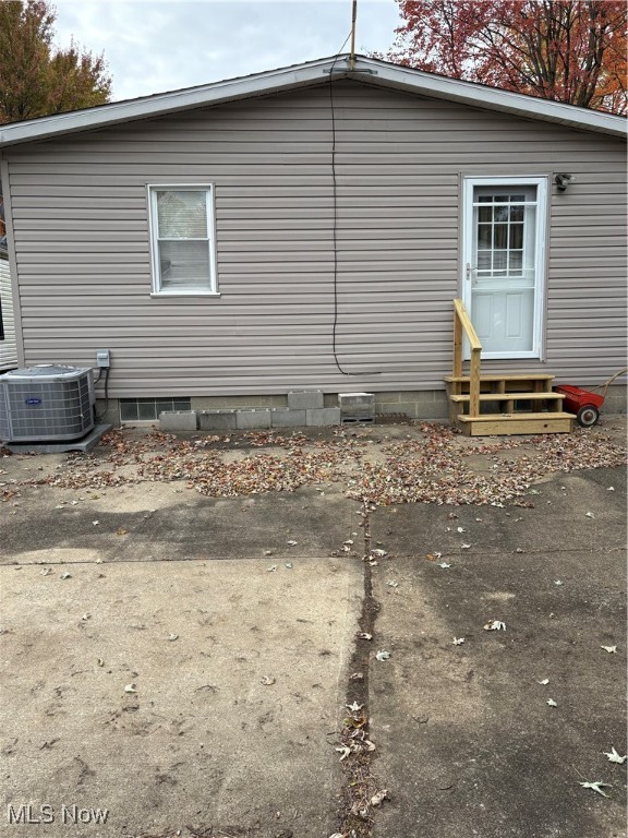 369 Warwick Street Akron OH 44305