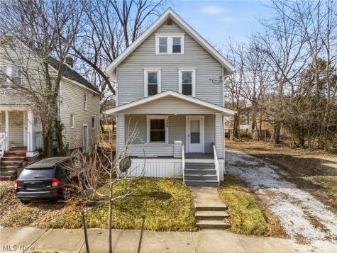 488 Alexander Street Akron OH 44306