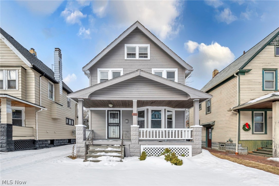 2218 W 100th Street Cleveland OH 44102