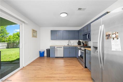38640 Chestnut Ridge Road Elyria OH 44035