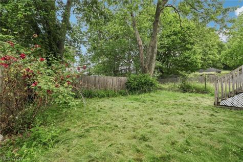 861 5th Avenue Akron OH 44306