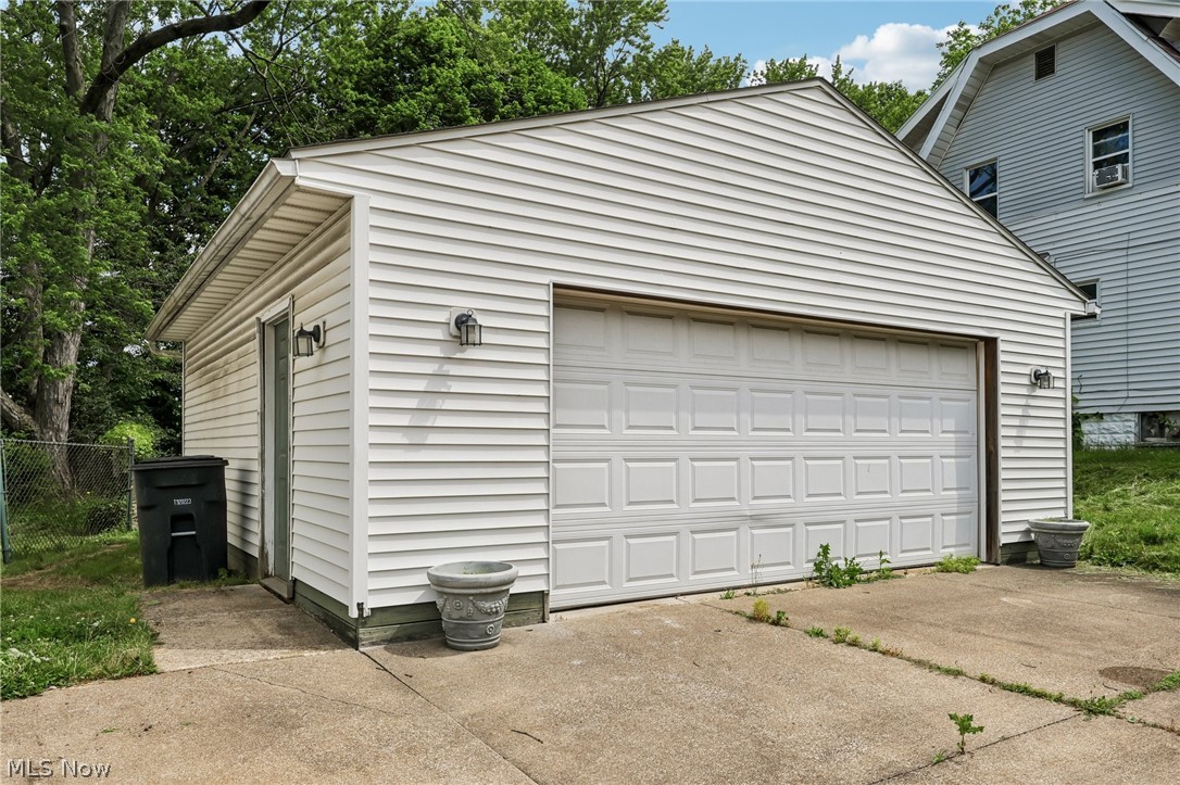 861 5th Avenue Akron OH 44306