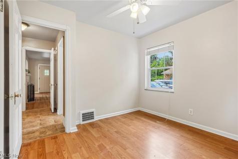 6595 York Road Parma Heights OH 44130