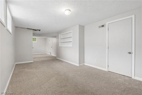 6595 York Road Parma Heights OH 44130