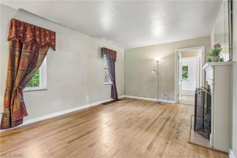 6595 York Road Parma Heights OH 44130