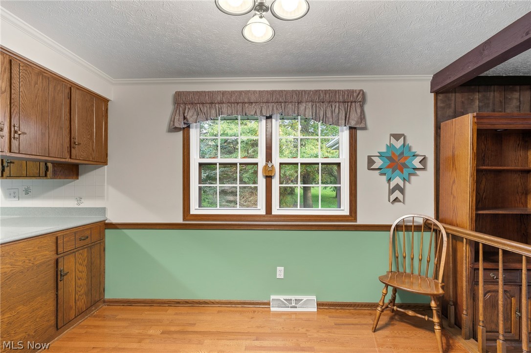 5727 Eastview Street Louisville OH 44641