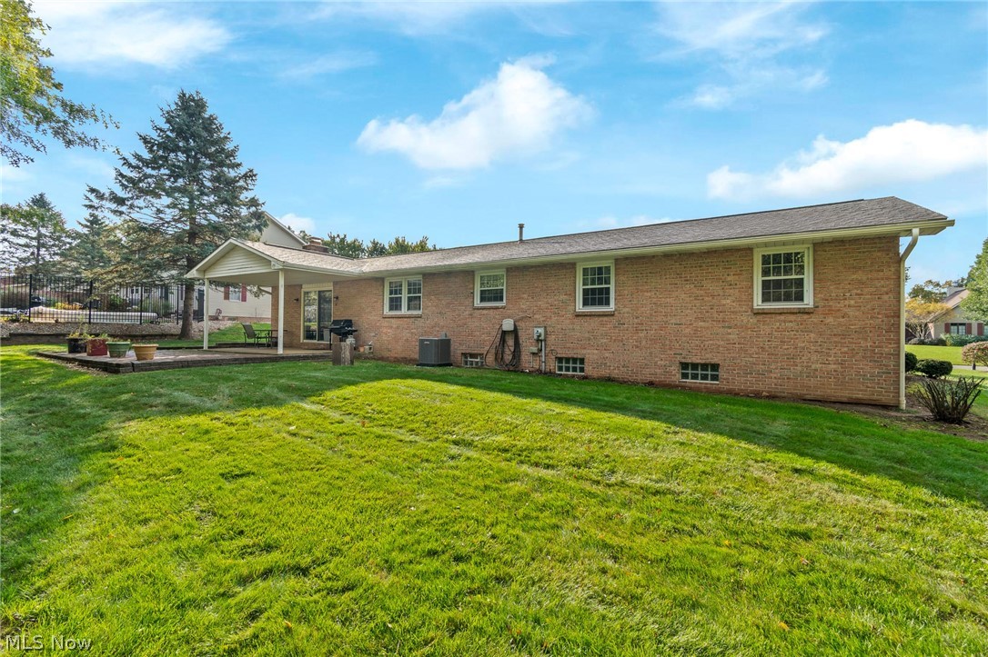 5727 Eastview Street Louisville OH 44641
