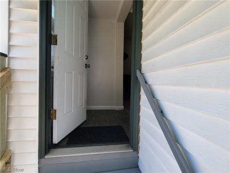 2708 Hood Avenue Cleveland OH 44109