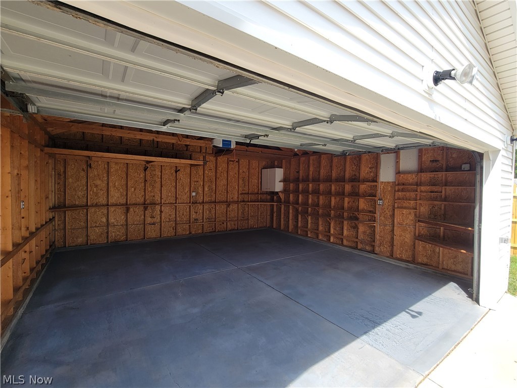 2708 Hood Avenue Cleveland OH 44109