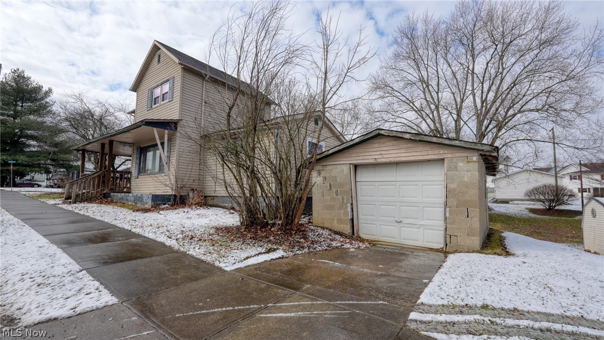 237 S 5th Street Byesville OH 43723