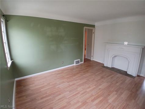7101 Southfield Avenue Brooklyn OH 44144