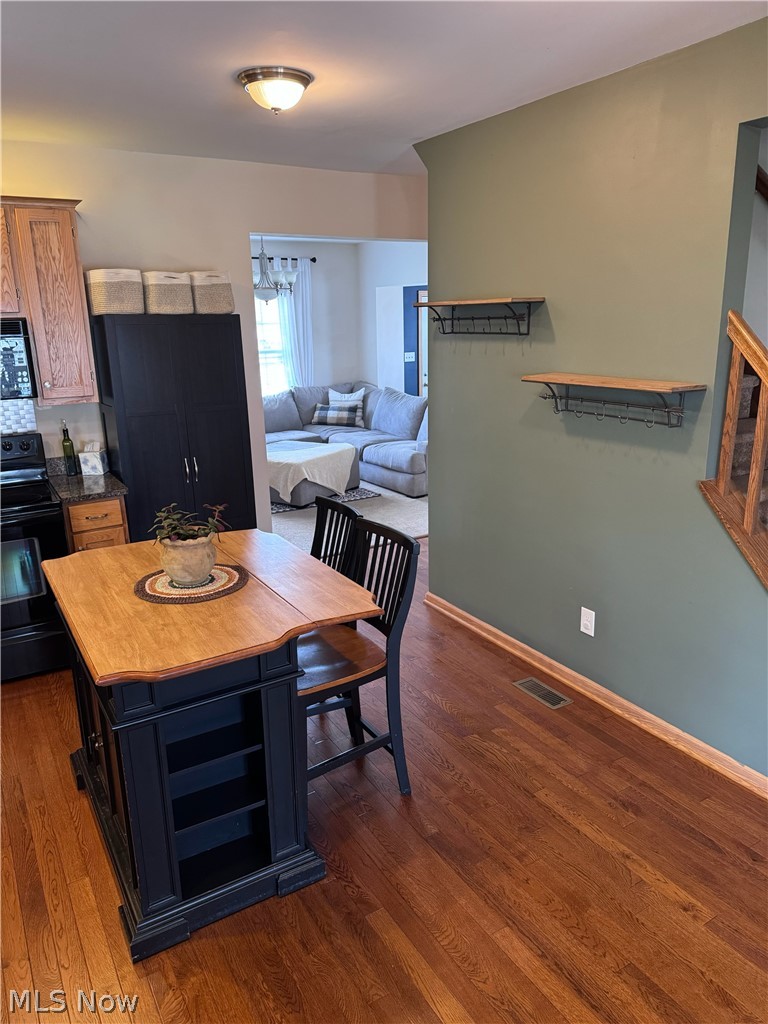 315 E State Street Newcomerstown OH 43832