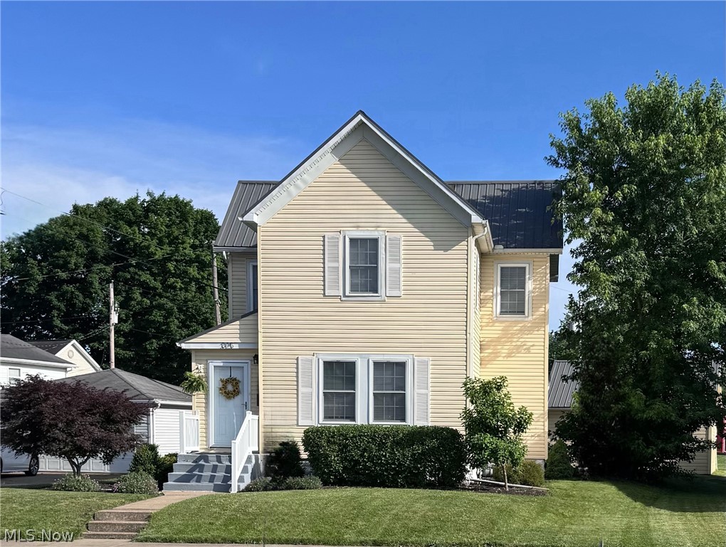 315 E State Street Newcomerstown OH 43832
