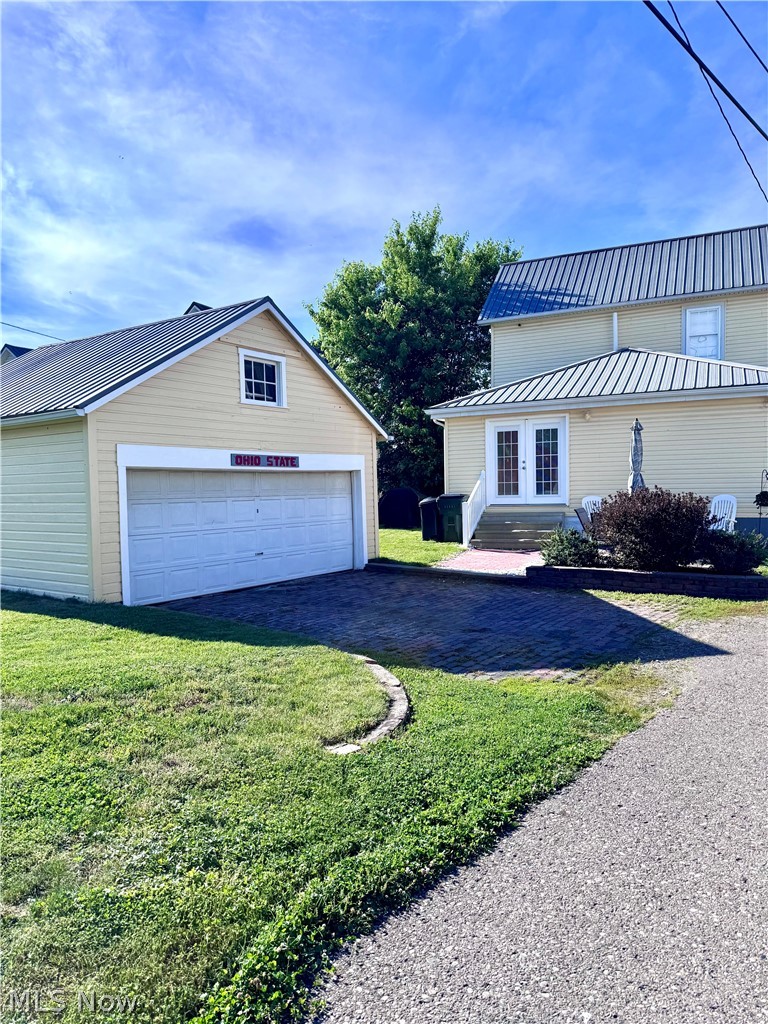 315 E State Street Newcomerstown OH 43832