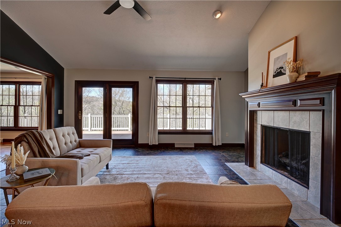 8756 Private Road 343 Millersburg OH 44654