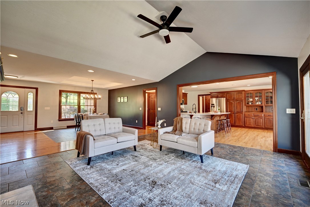 8756 Private Road 343 Millersburg OH 44654