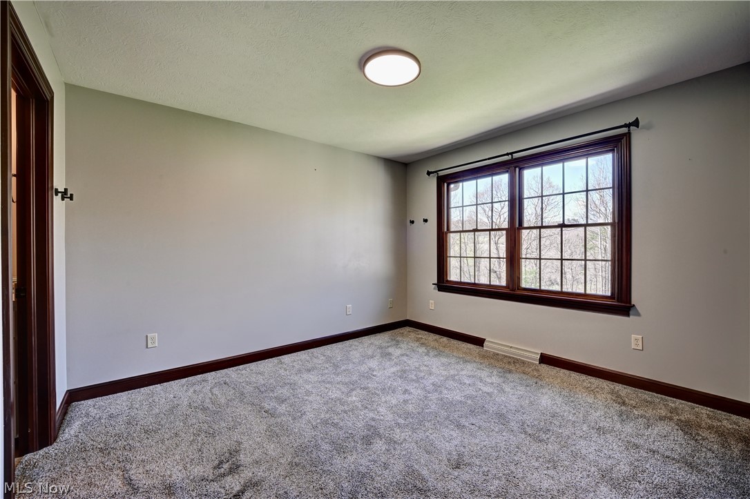 8756 Private Road 343 Millersburg OH 44654
