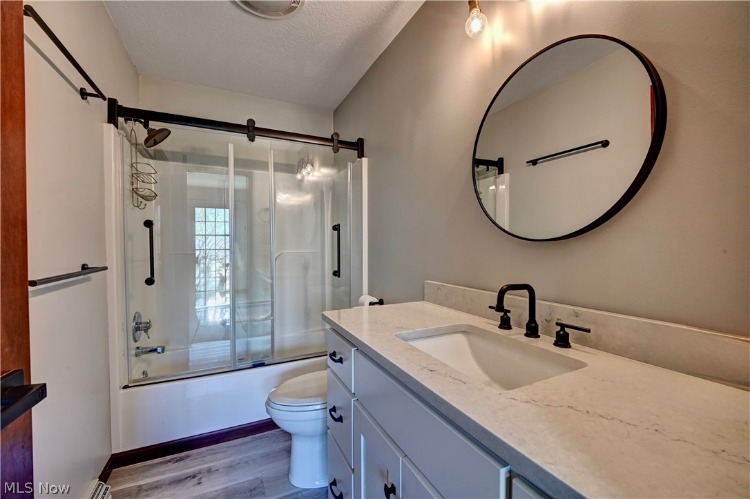 8756 Private Road 343 Millersburg OH 44654