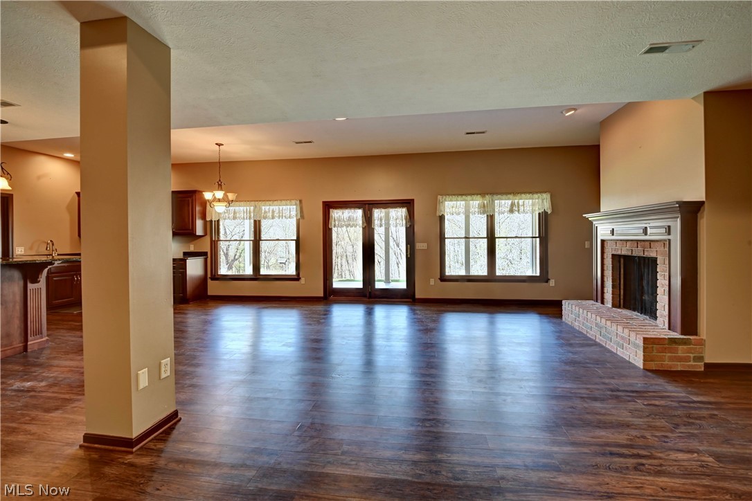 8756 Private Road 343 Millersburg OH 44654
