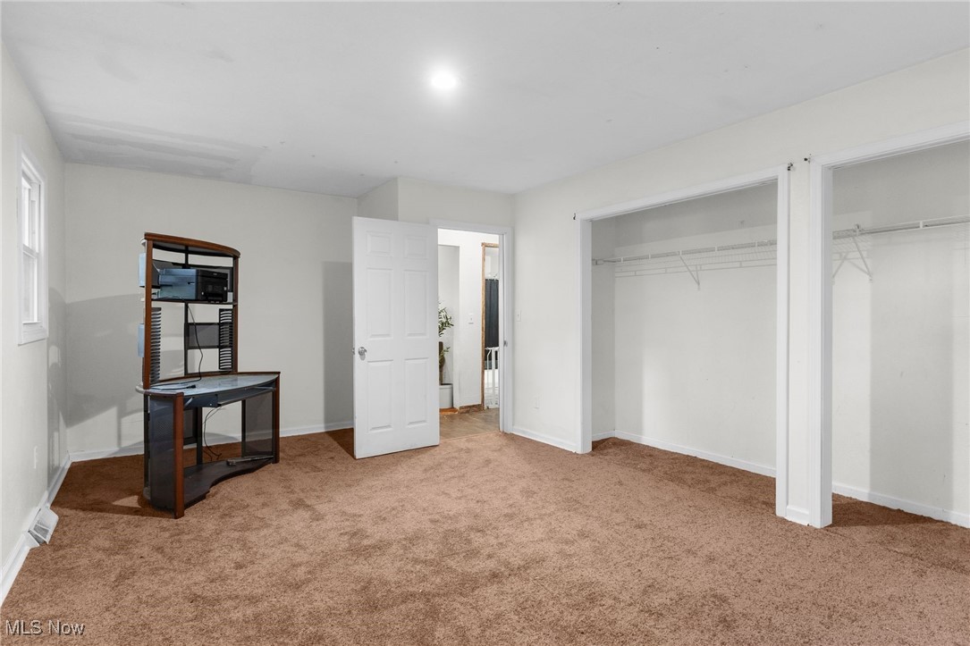 6206 Downs Road NW Warren OH 44481