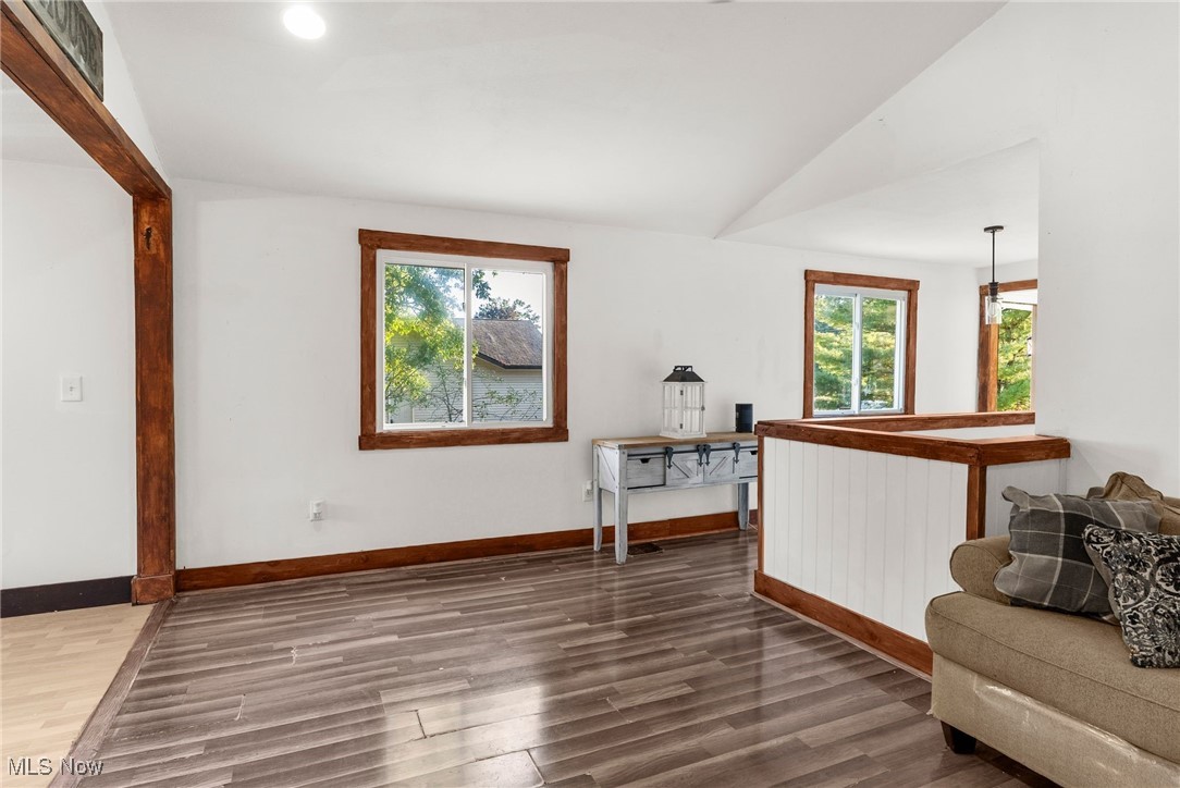 6206 Downs Road NW Warren OH 44481