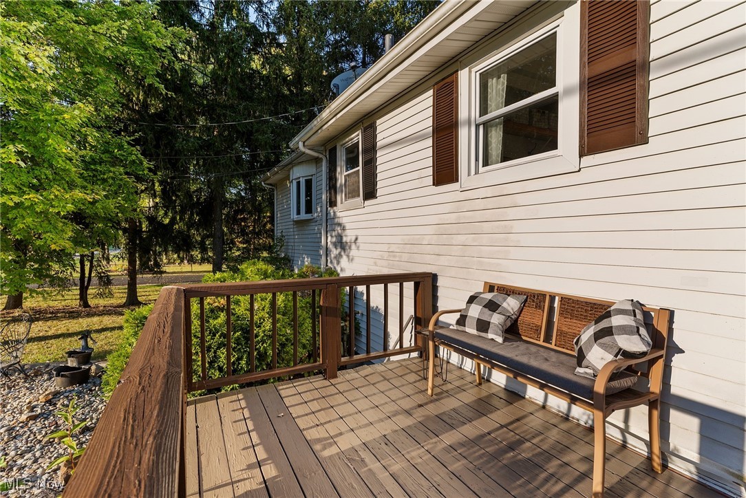 6206 Downs Road NW Warren OH 44481