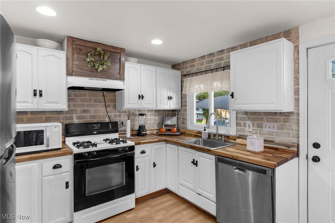 6206 Downs Road NW Warren OH 44481