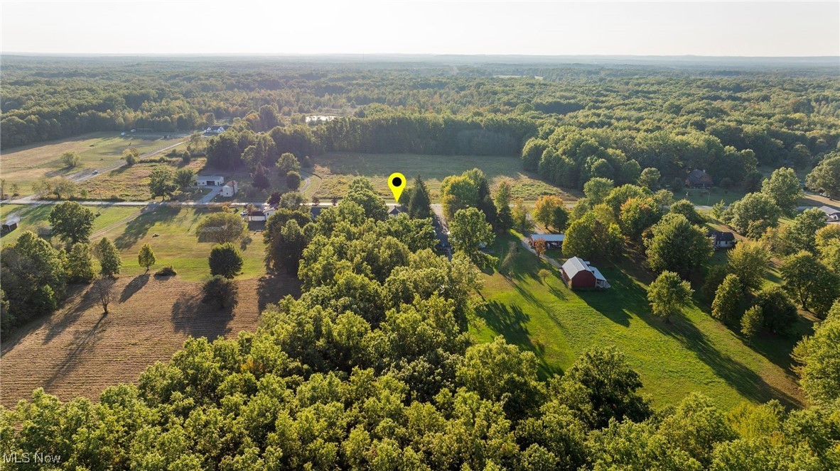 6206 Downs Road NW Warren OH 44481