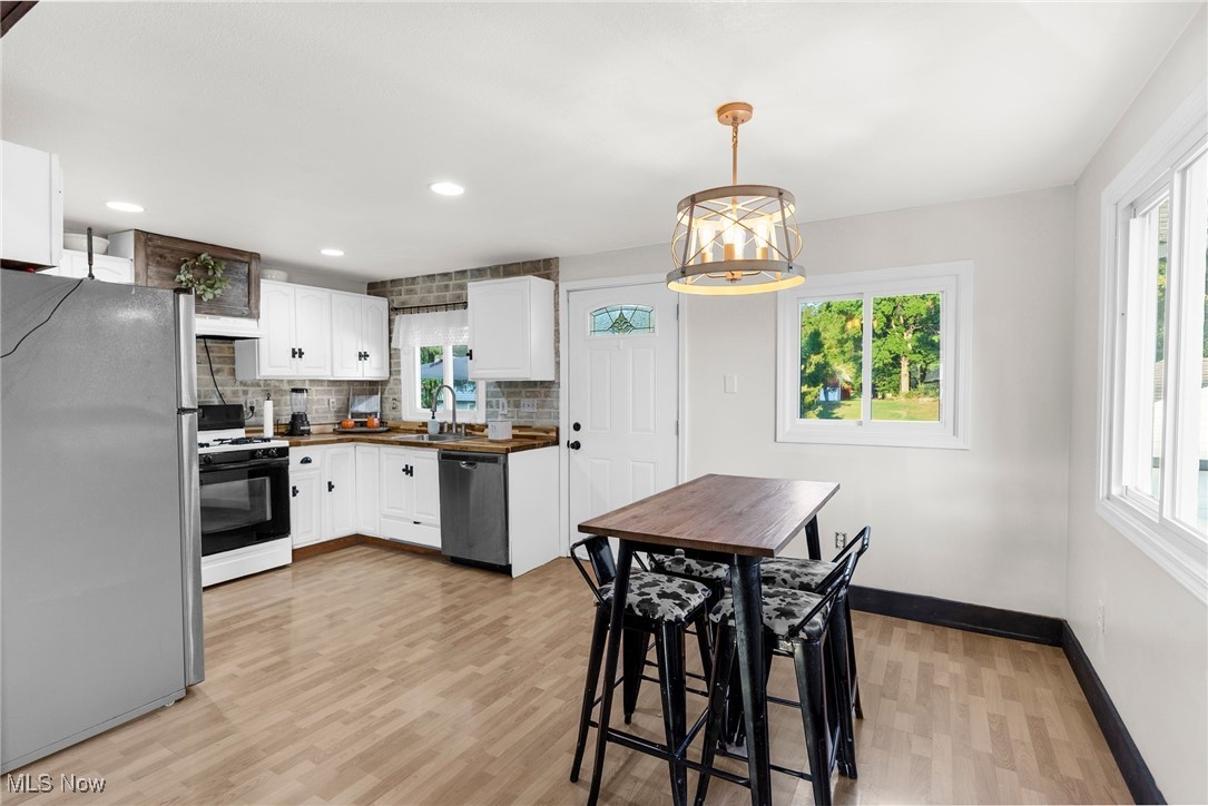 6206 Downs Road NW Warren OH 44481