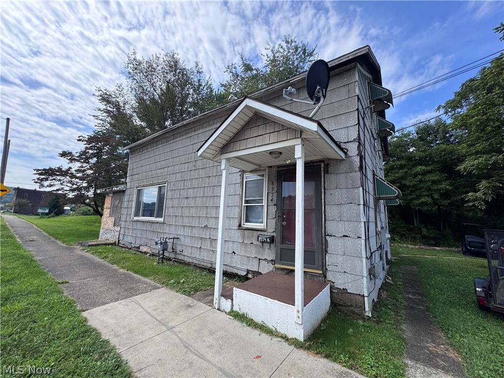 8574 N High Street Mineral City OH 44656