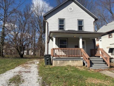 566 Sumner Street Akron OH 44311