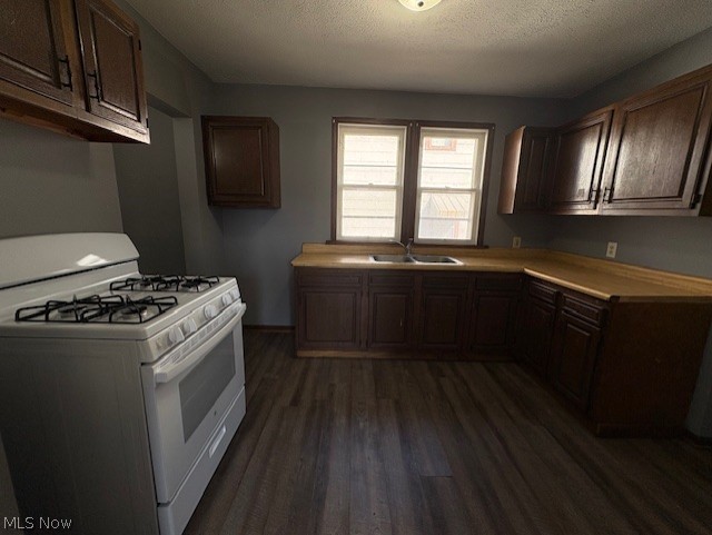 566 Sumner Street Akron OH 44311