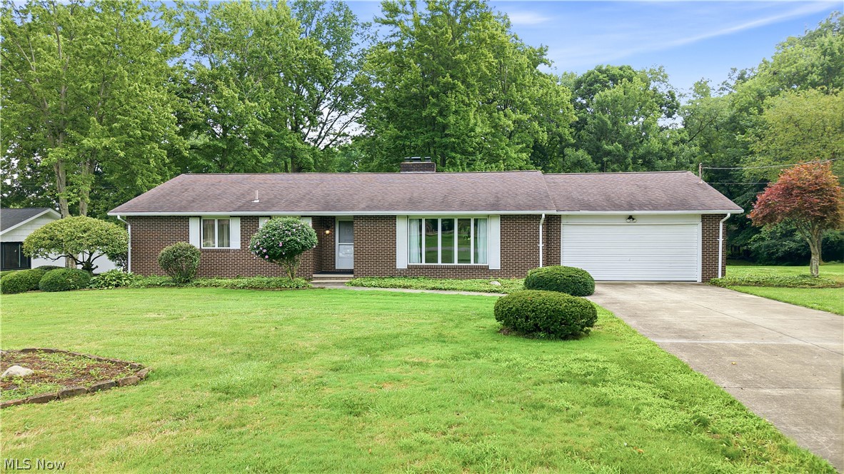 7166 Wildwood Drive Brookfield OH 44403
