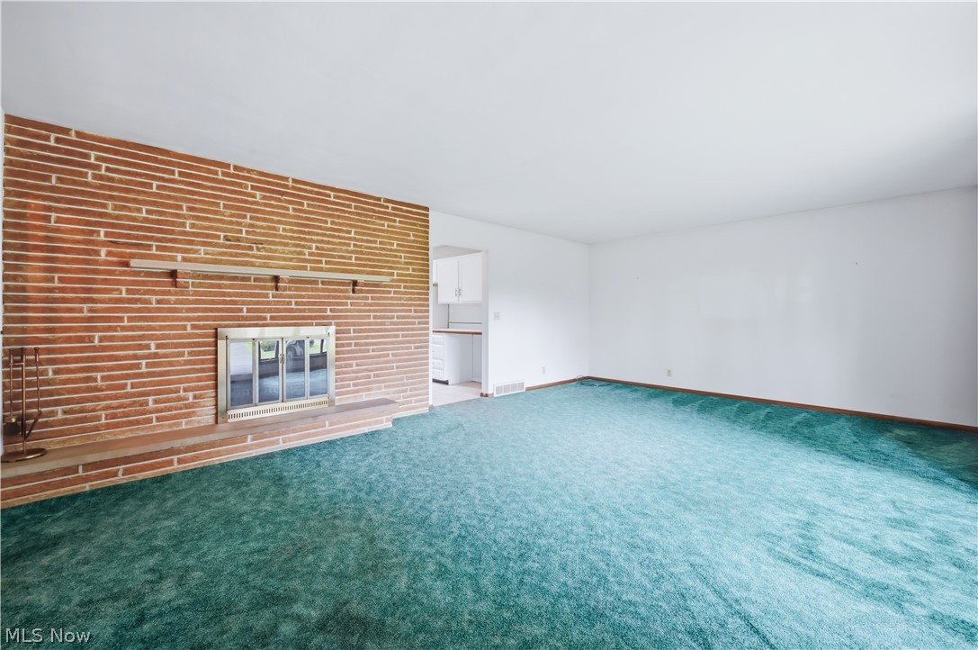 7166 Wildwood Drive Brookfield OH 44403