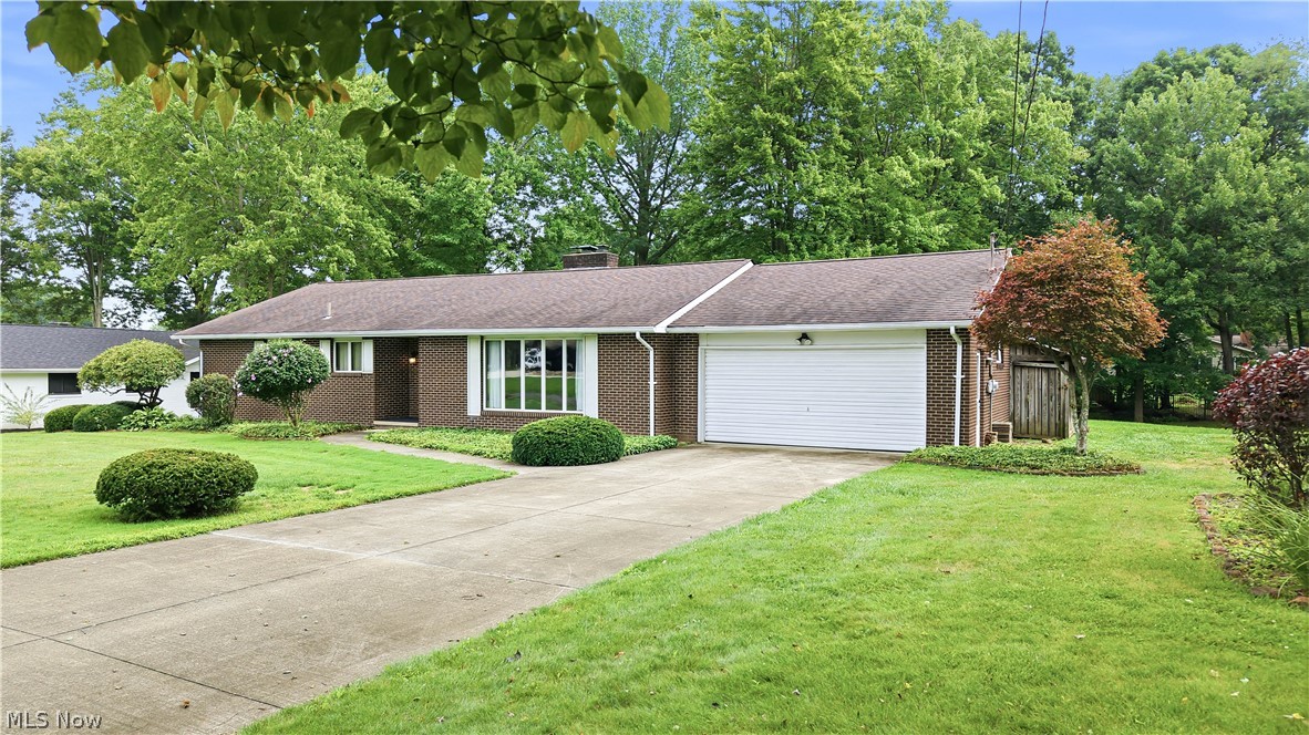 7166 Wildwood Drive Brookfield OH 44403