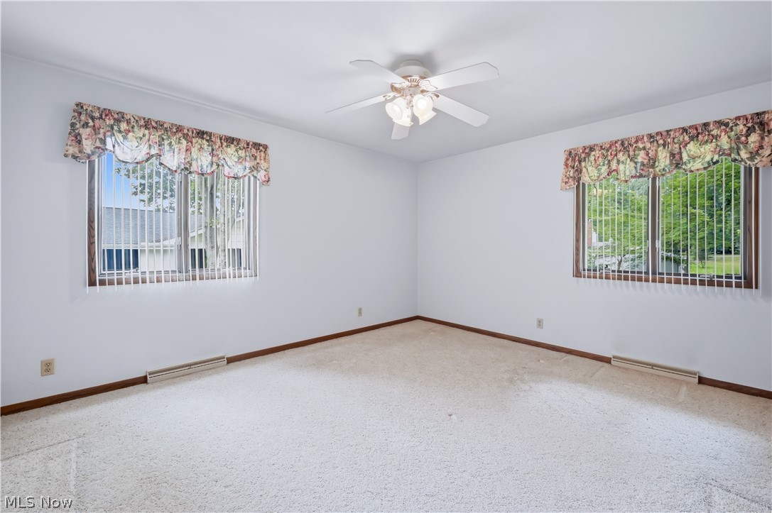 7166 Wildwood Drive Brookfield OH 44403
