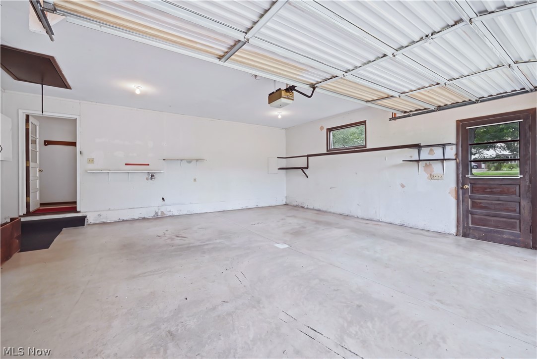 7166 Wildwood Drive Brookfield OH 44403