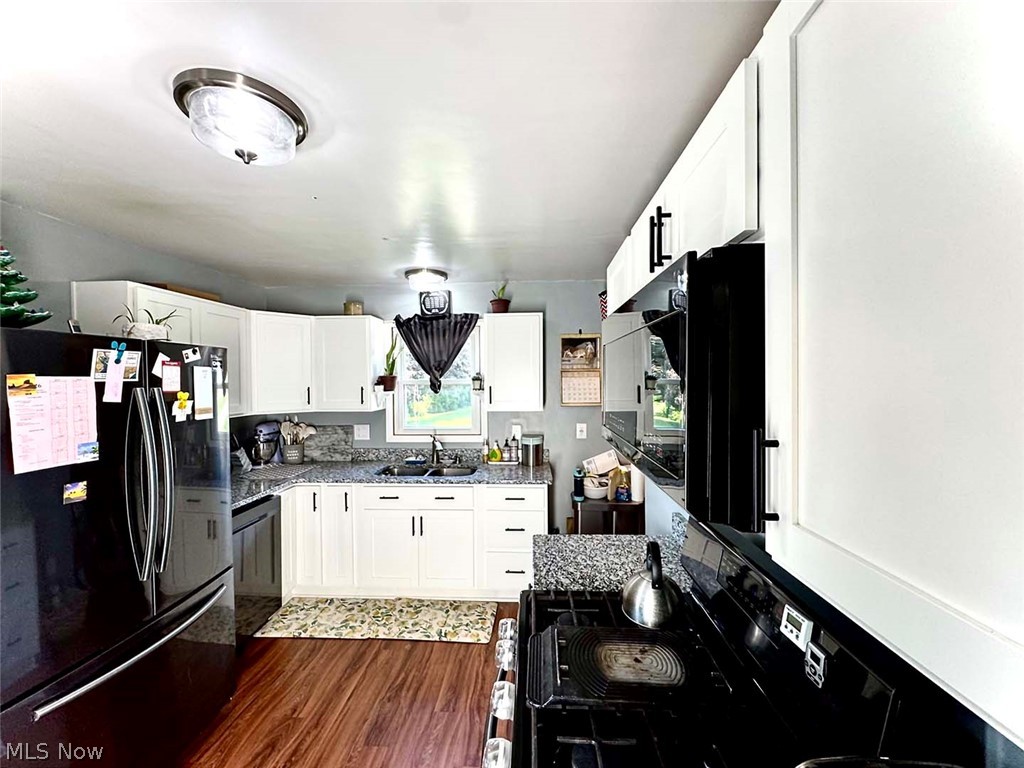 528 Maple Street SW Sugarcreek OH 44681