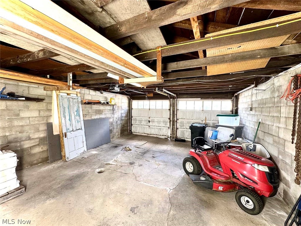 528 Maple Street SW Sugarcreek OH 44681
