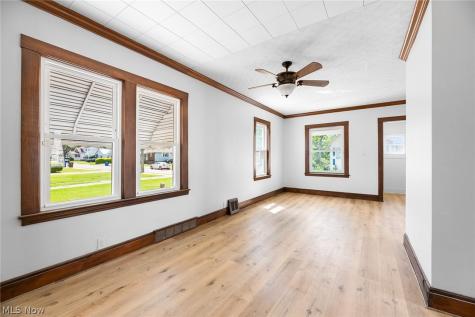 6602 Flowerdale Avenue Cleveland OH 44144