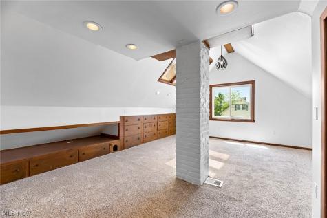 6602 Flowerdale Avenue Cleveland OH 44144