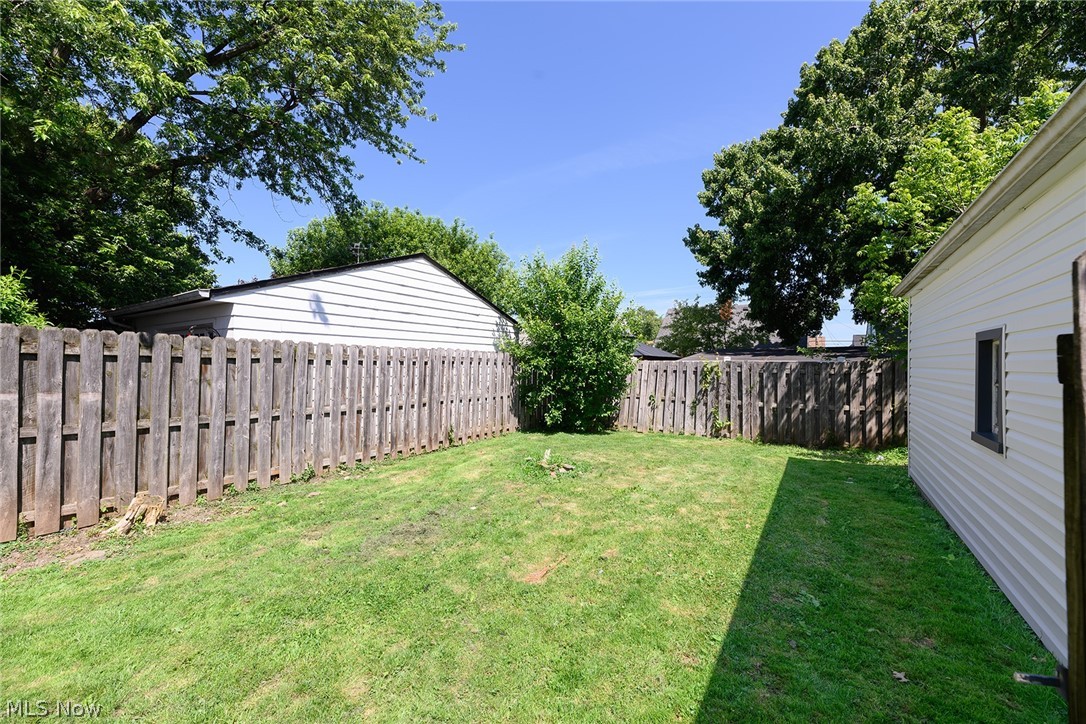 6602 Flowerdale Avenue Cleveland OH 44144