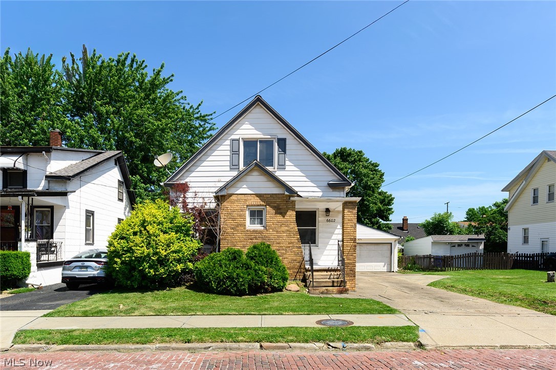 6602 Flowerdale Avenue Cleveland OH 44144
