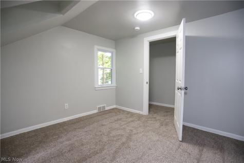 10502 Park Heights Road Cleveland OH 44104