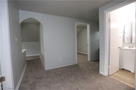 10502 Park Heights Road Cleveland OH 44104