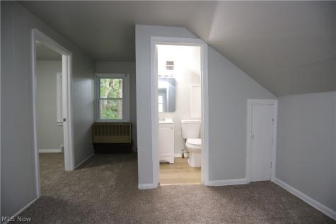 10502 Park Heights Road Cleveland OH 44104